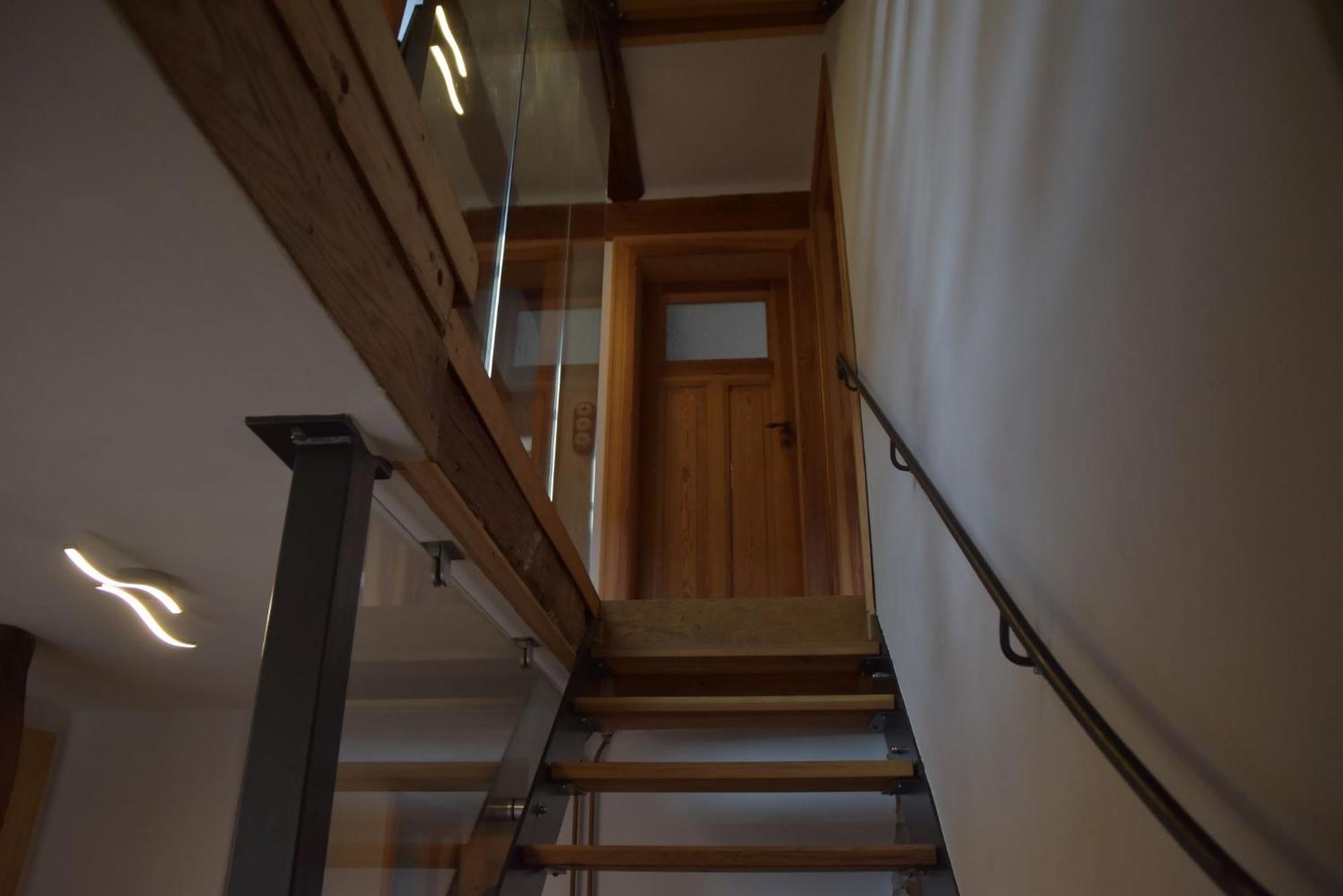 Ferienhaus An Der Hoeh' Zellingen エクステリア 写真